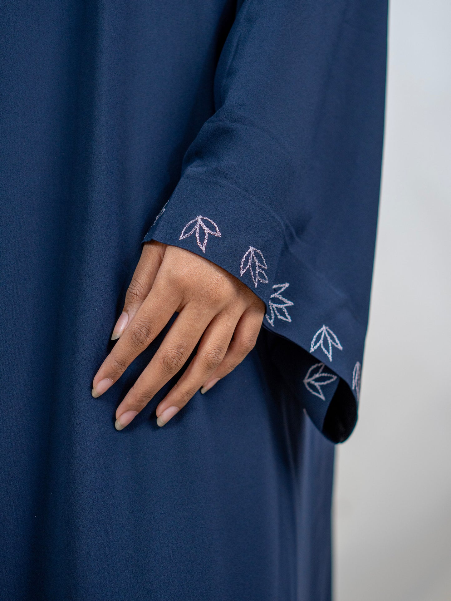 Navy Botanica Abaya